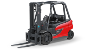 I maneggevoli carrelli elevatori elettrici E35 – E50 di Linde sono eccezionalmente versatili e progettati per un elevato rendimento.